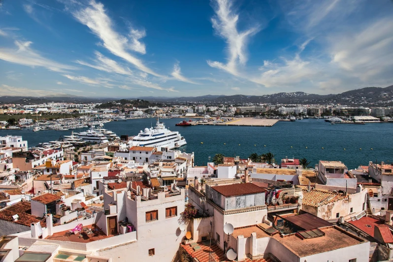 El mercado inmobiliario español: 2025 en cifras y perspectivas para 2026 El mercado inmobiliario español: 2025 en cifras y perspectivas para 2026